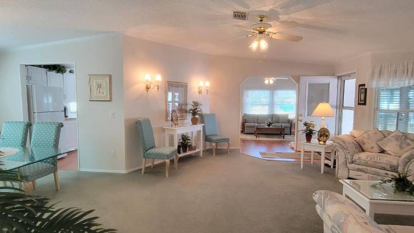 429 Osprey Place a Lake Wales, FL Mobile or Manufactured Home for Sale